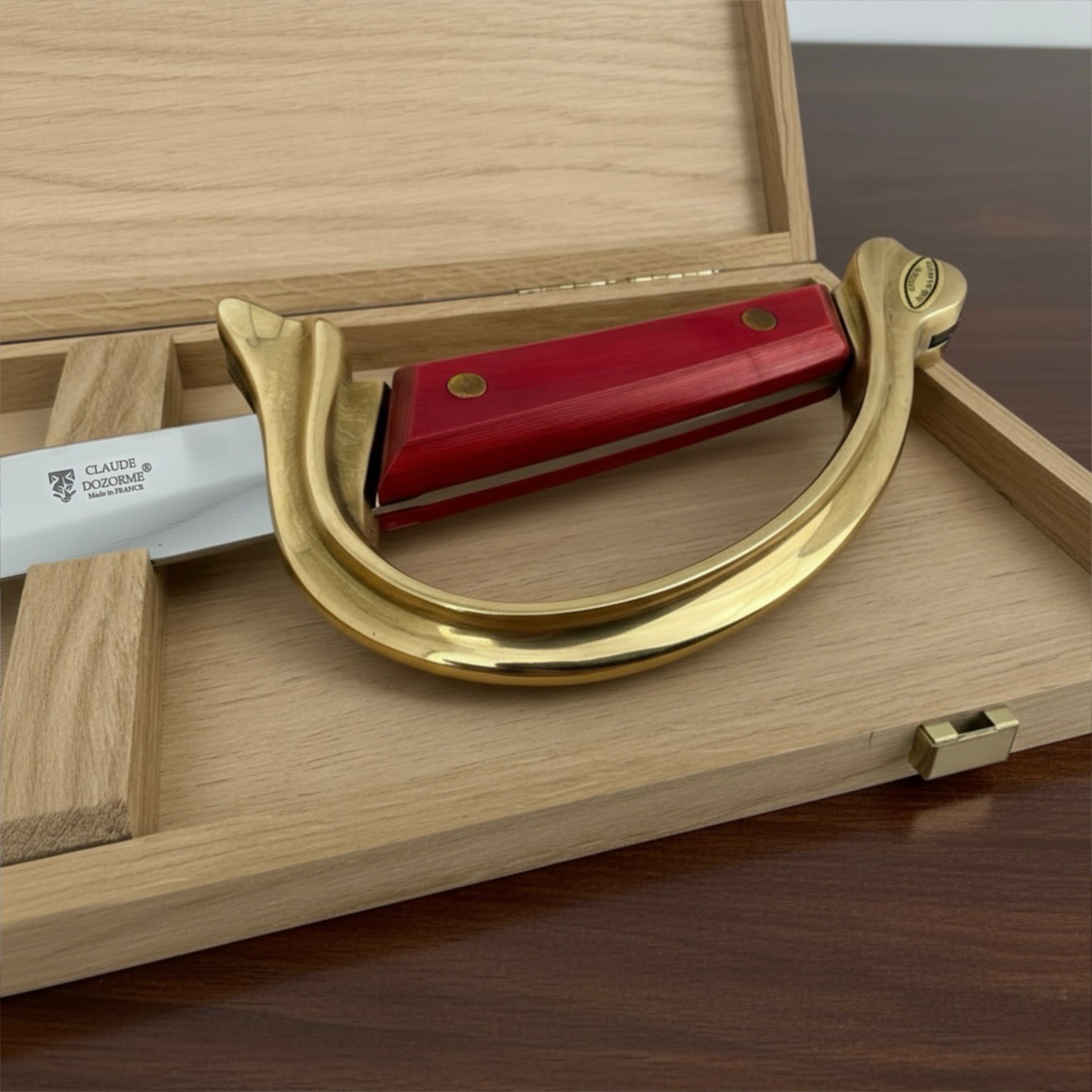 Napoleon Champagne saber Ney grip handle zoomed