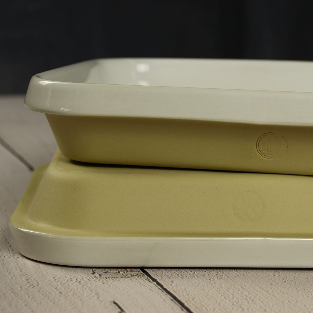 Rectangular white terracotta dish 31x26cm - Manufacture de Digoin