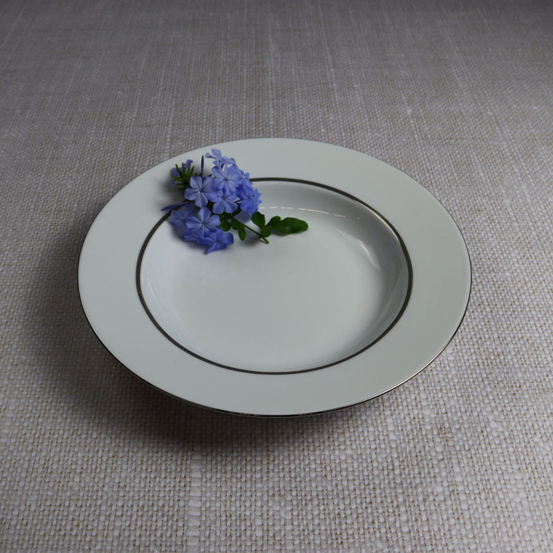 Degrenne Round deep dish with Blue Flower